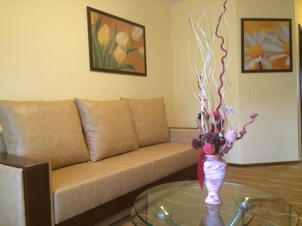 Hotel Astoria Alba Iulia Pokój zdjęcie