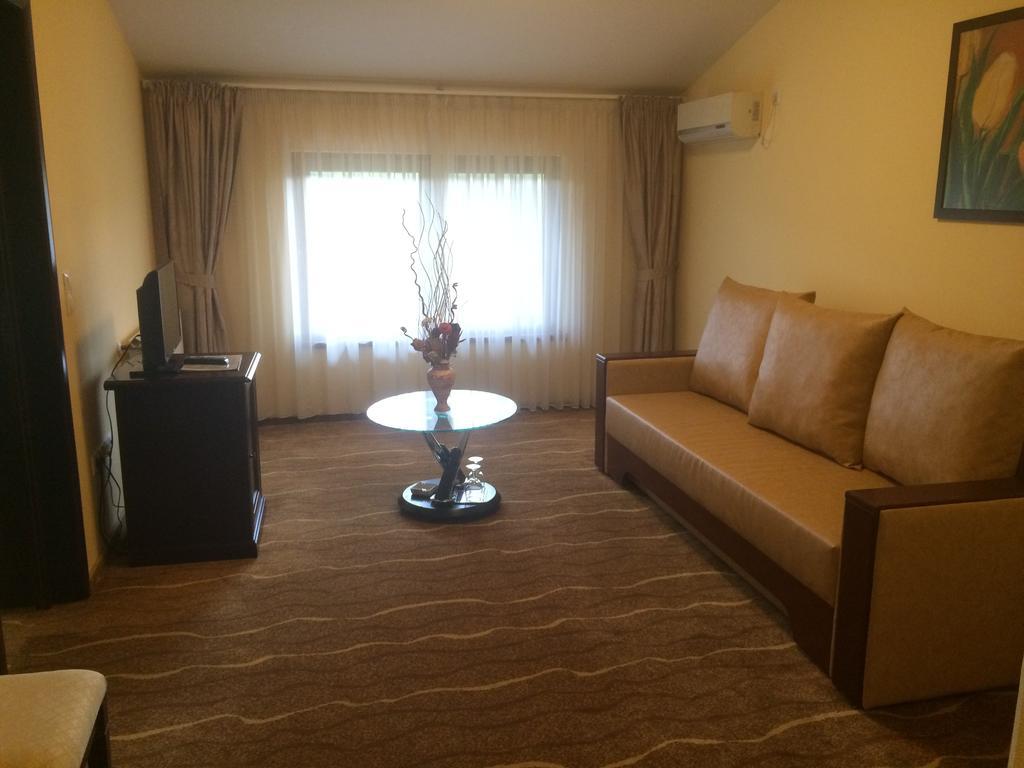 Hotel Astoria Alba Iulia Pokój zdjęcie