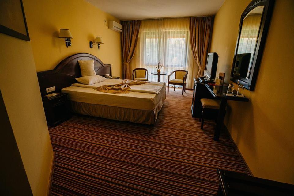 Hotel Astoria Alba Iulia Zewnętrze zdjęcie